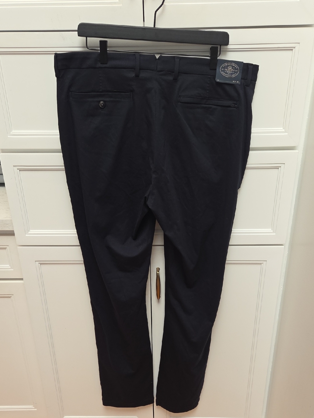 Faherty Men's Navy Blue Movement Knit Chino Pants (36/34) (NWT)